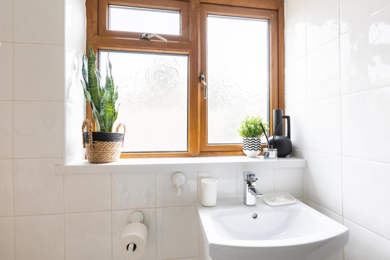 Levi Suite By Koya Homes - 3-Bedroom Home, Downtown Cardiff, Free Parking Eksteriør billede