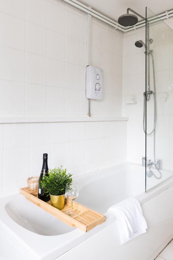 Levi Suite By Koya Homes - 3-Bedroom Home, Downtown Cardiff, Free Parking Eksteriør billede