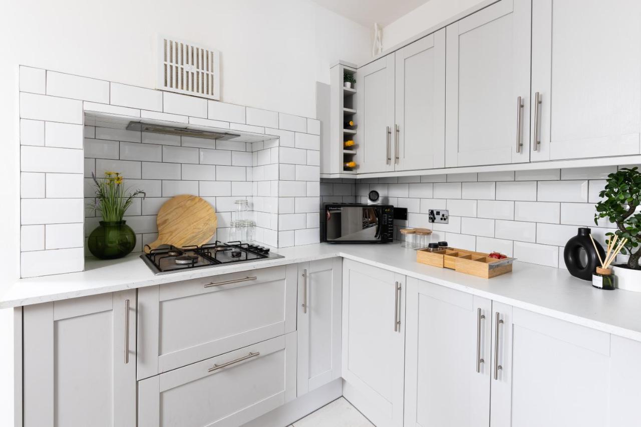 Levi Suite By Koya Homes - 3-Bedroom Home, Downtown Cardiff, Free Parking Eksteriør billede