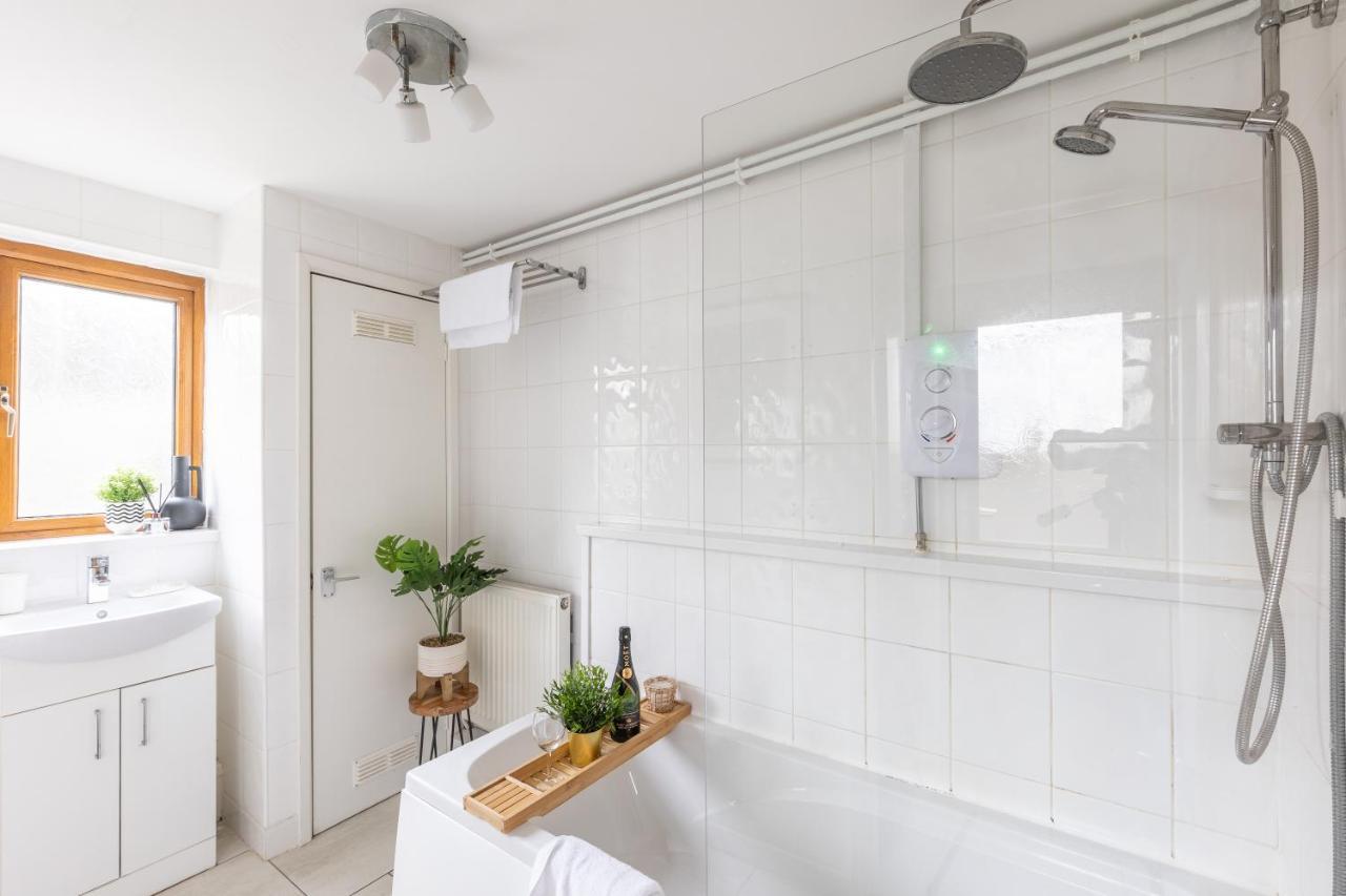 Levi Suite By Koya Homes - 3-Bedroom Home, Downtown Cardiff, Free Parking Eksteriør billede